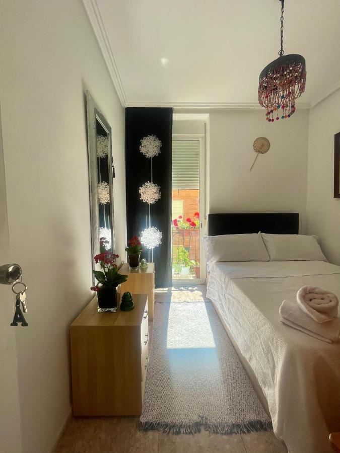 Habitacion Privada En Piso Compartido Walencja Zewnętrze zdjęcie